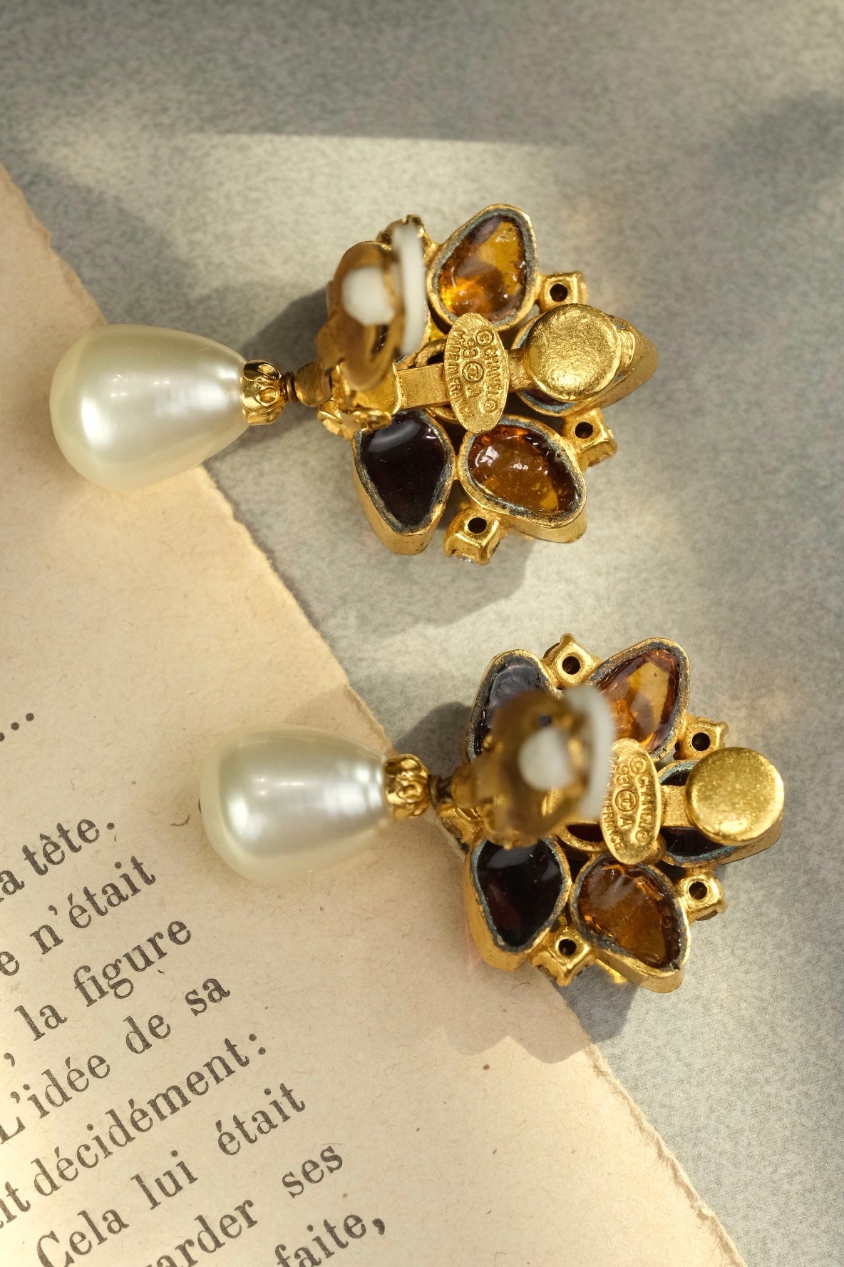 Vintage Chanel 93A Gripoix Glass & Pearl Drop Clip On Earrings