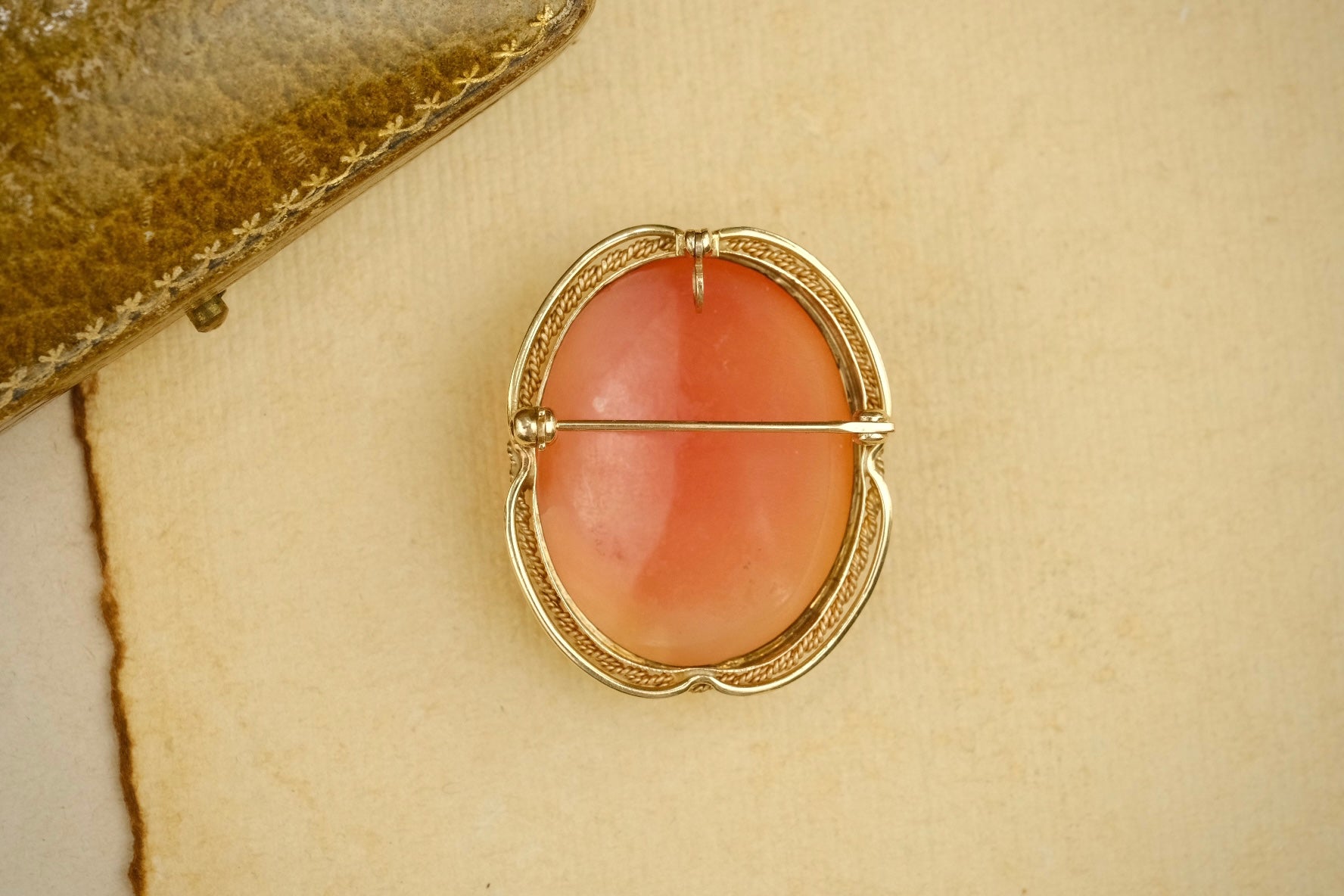 Back view with brooch pin and pendant bail