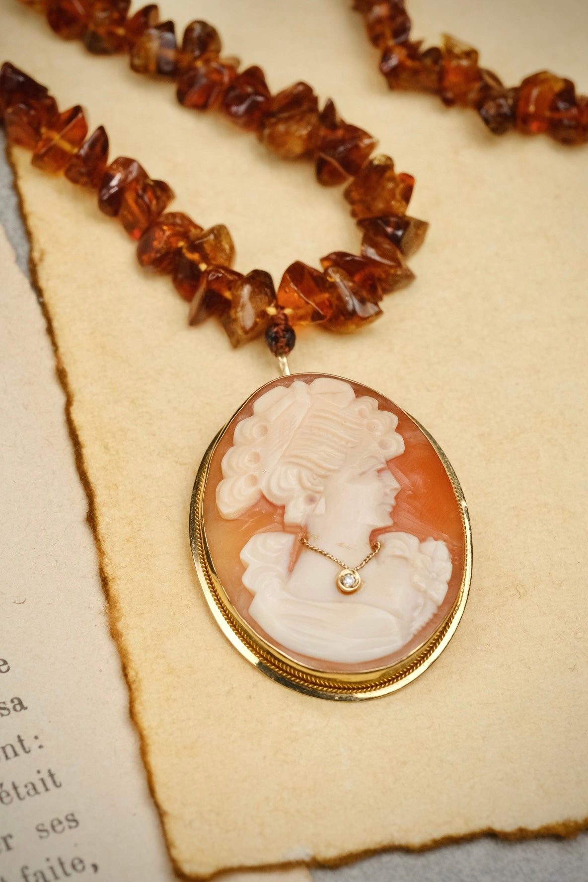 Cameo Habillé 14K gold diamond pendant brooch with Baltic amber necklace