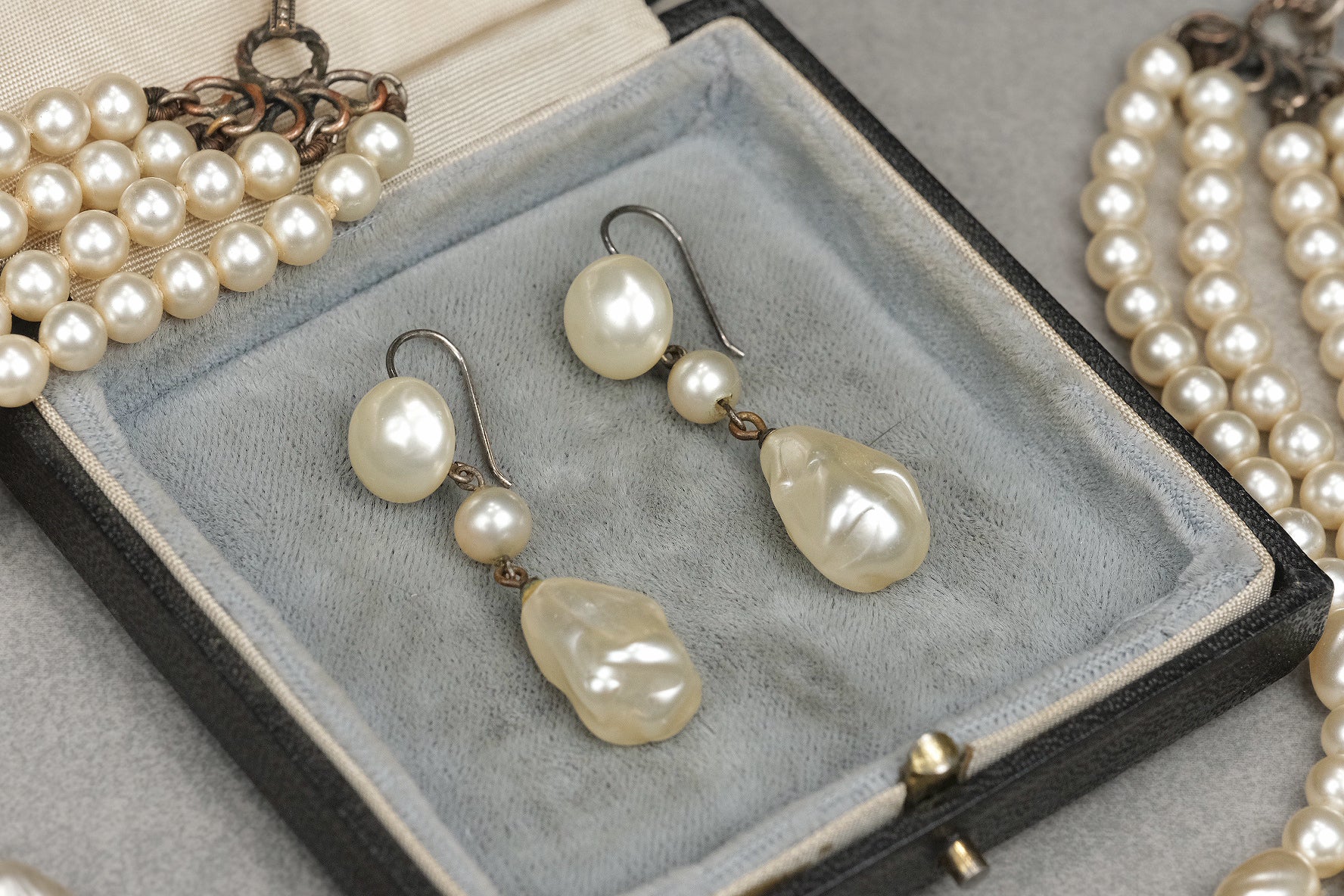 Vintage Louis Rousselet Glass Pearl Necklace & Matching Earrings Set