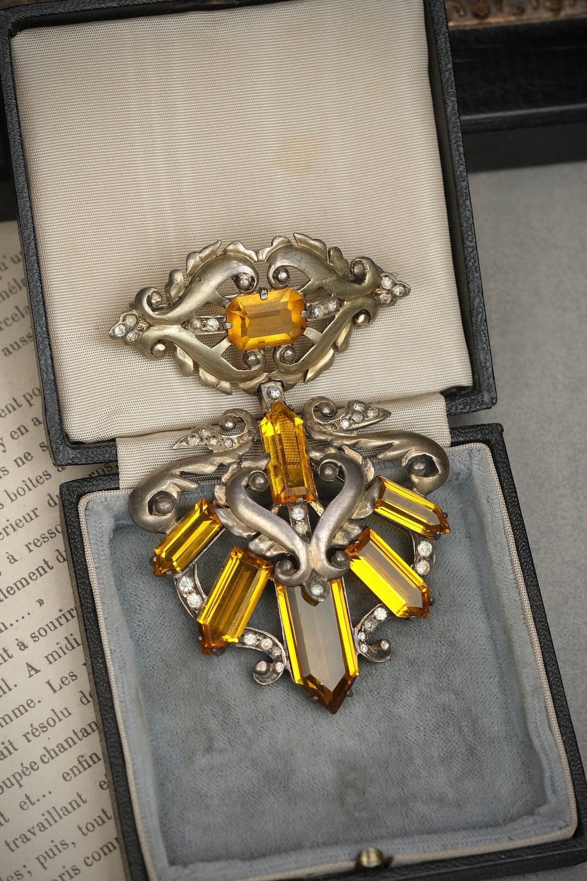 Vintage Eisenberg Original Sterling Silver Vermeil Topaz Glass Dangle Brooch