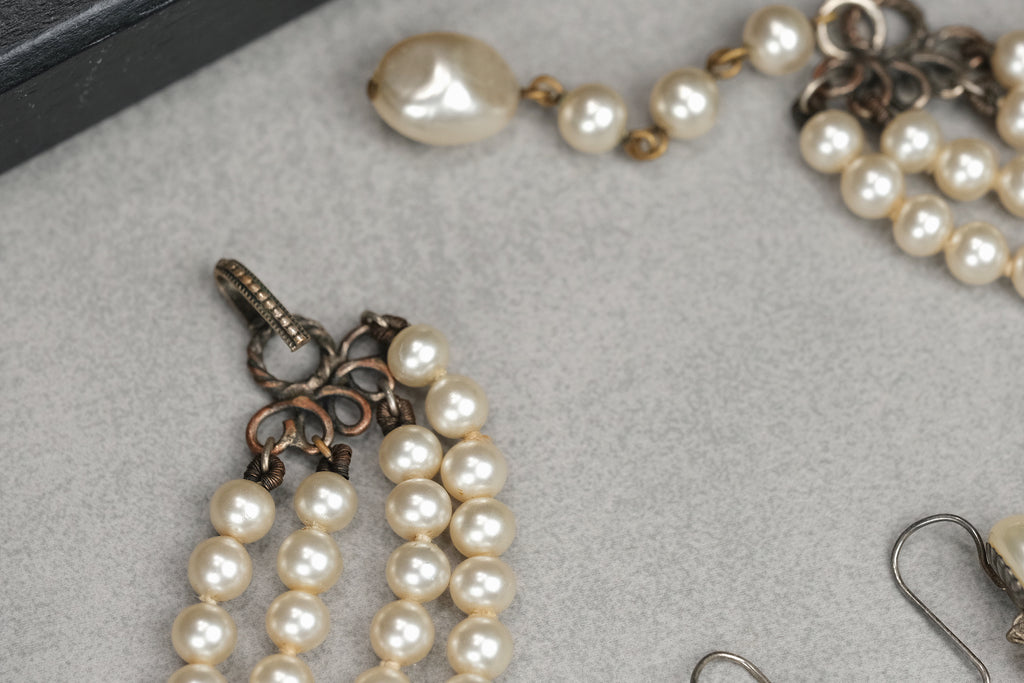 Vintage Louis Rousselet Glass Pearl Necklace & Matching Earrings Set