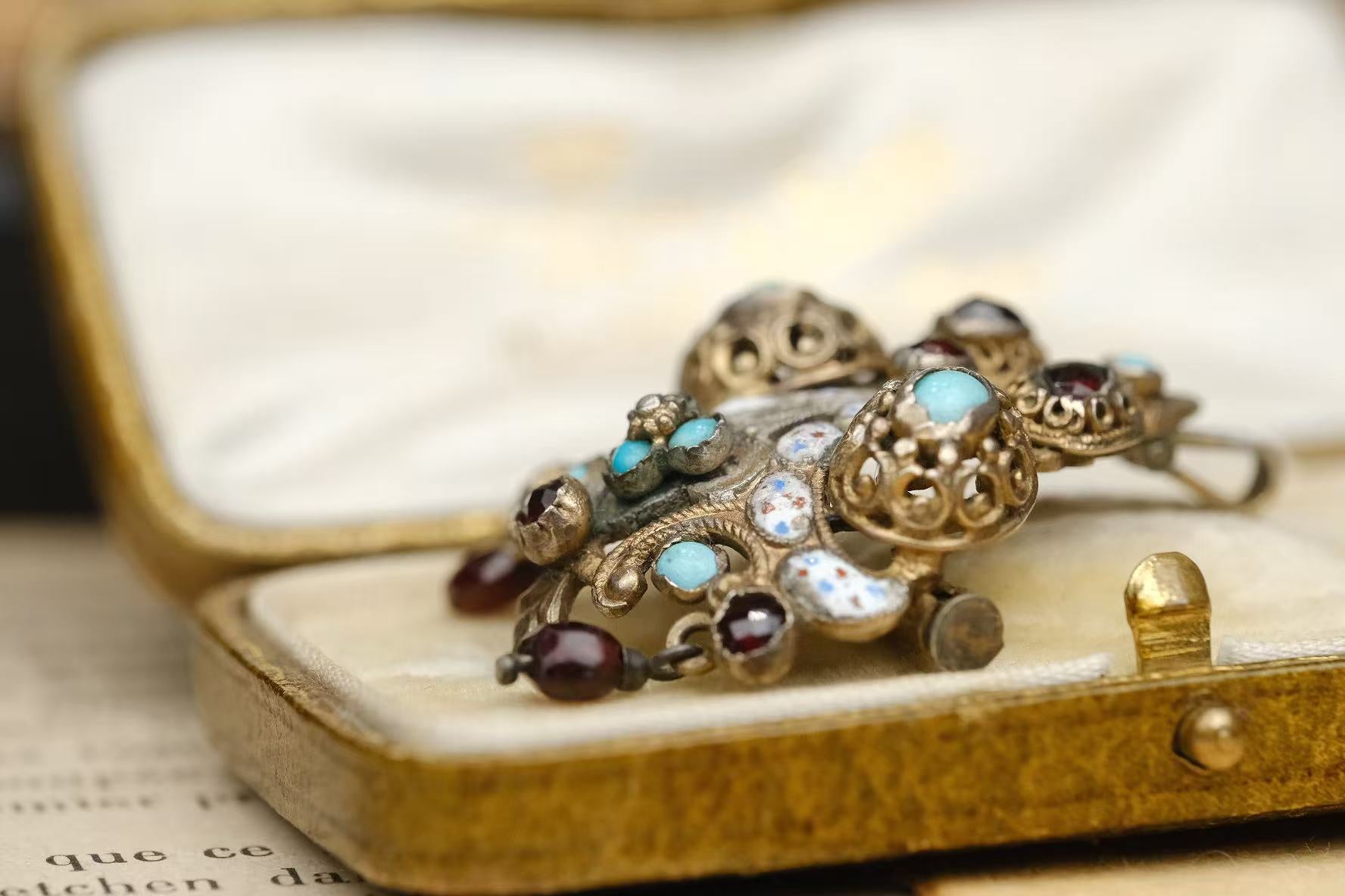 Austria-Hungary silver-gilt enamel turquoise convertible brooch pendant side profile
