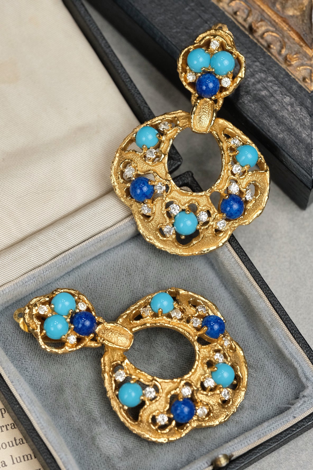 Vintage JOMAZ Joseph Mazer Moghul Jewels of India Turquoise & Lapis Colored Cabochon Clip On Earrings