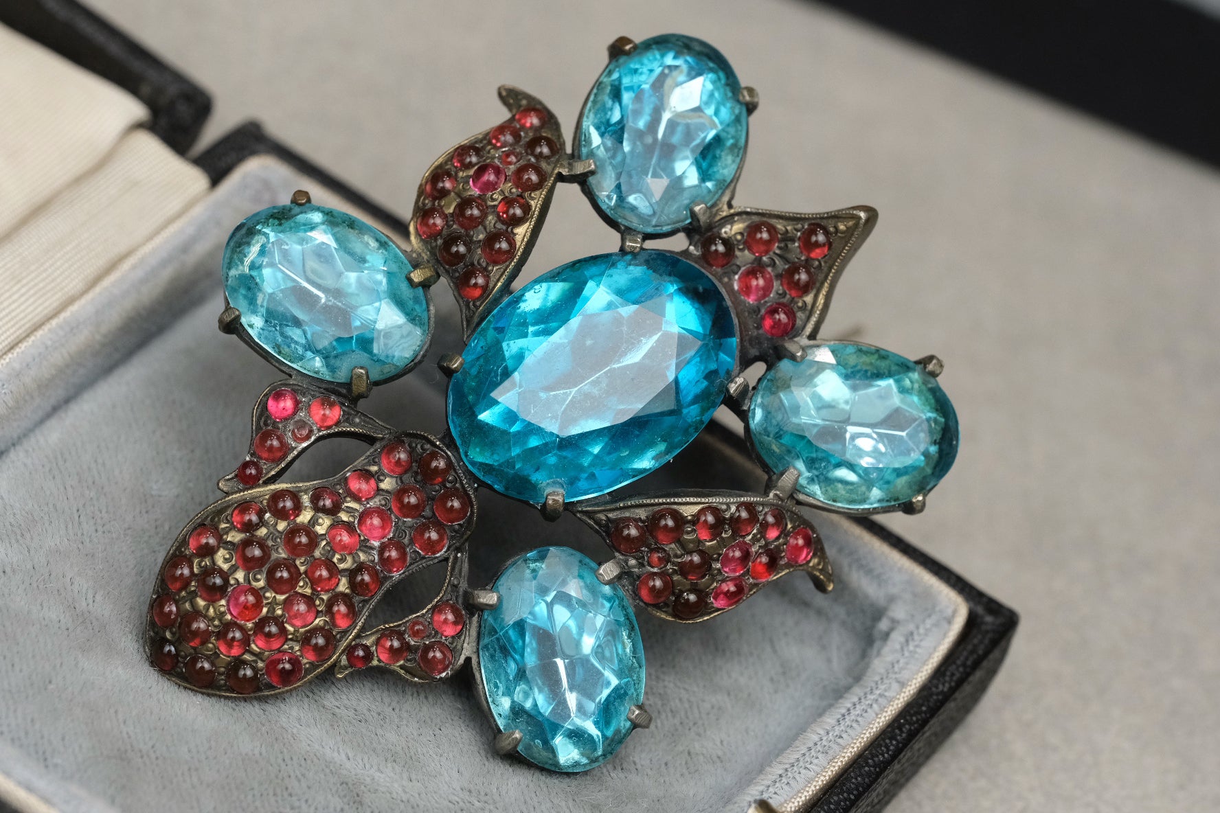 Vintage Eisenberg Original Signed Orchid Fur Clip | Brooch,Blue Glass & Garnet Red Cabochon-Book Piece