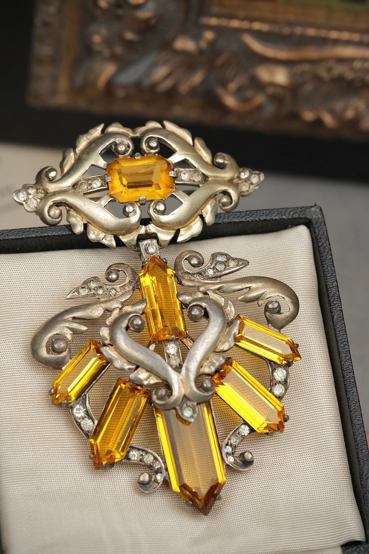 Vintage Eisenberg Original Sterling Silver Vermeil Topaz Glass Dangle Brooch