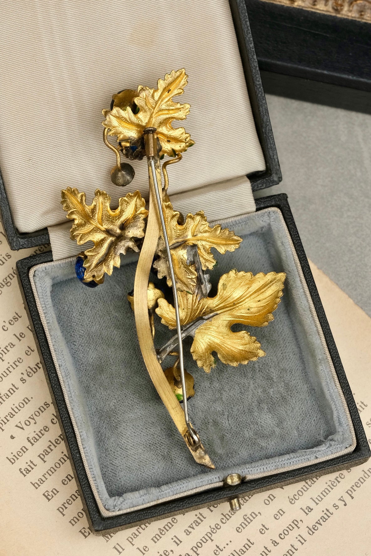 Vintage Cissy Zoltowska Crackled Glass Botanical Brooch With Enamel Leaves