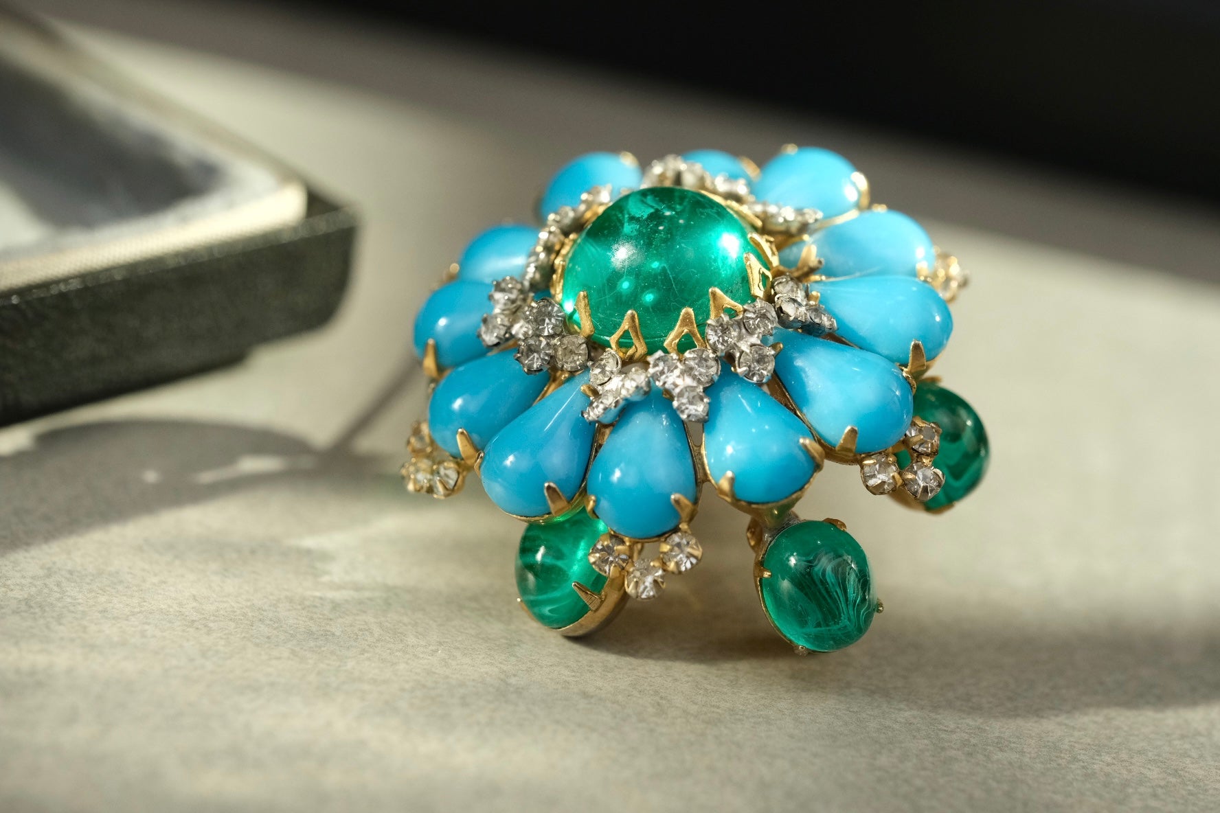 Vintage SCAASI Signed Emerald Green Flawed Cabochon Glass & Faux Turquoise Stones Floral Brooch