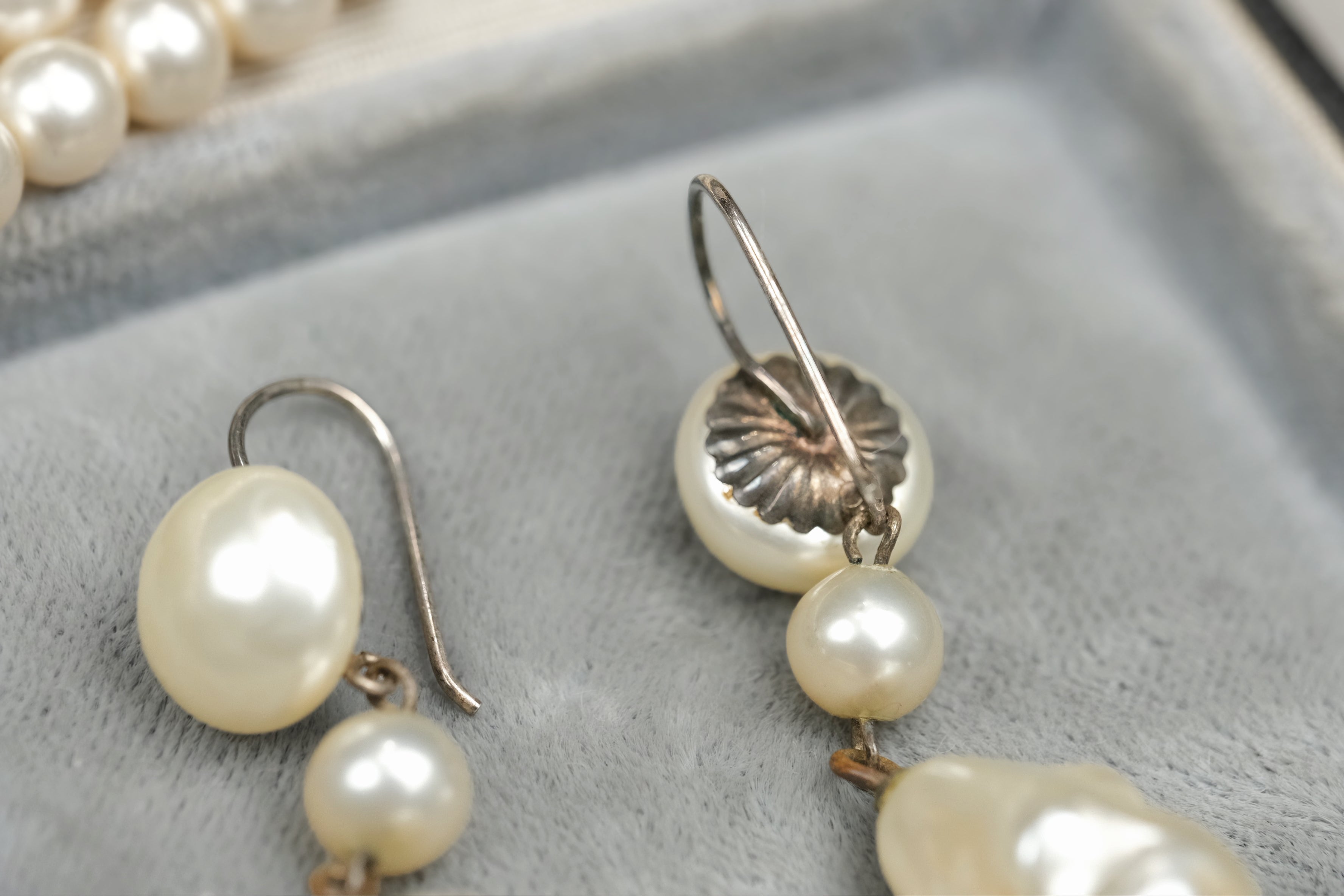 Vintage Louis Rousselet Glass Pearl Necklace & Matching Earrings Set