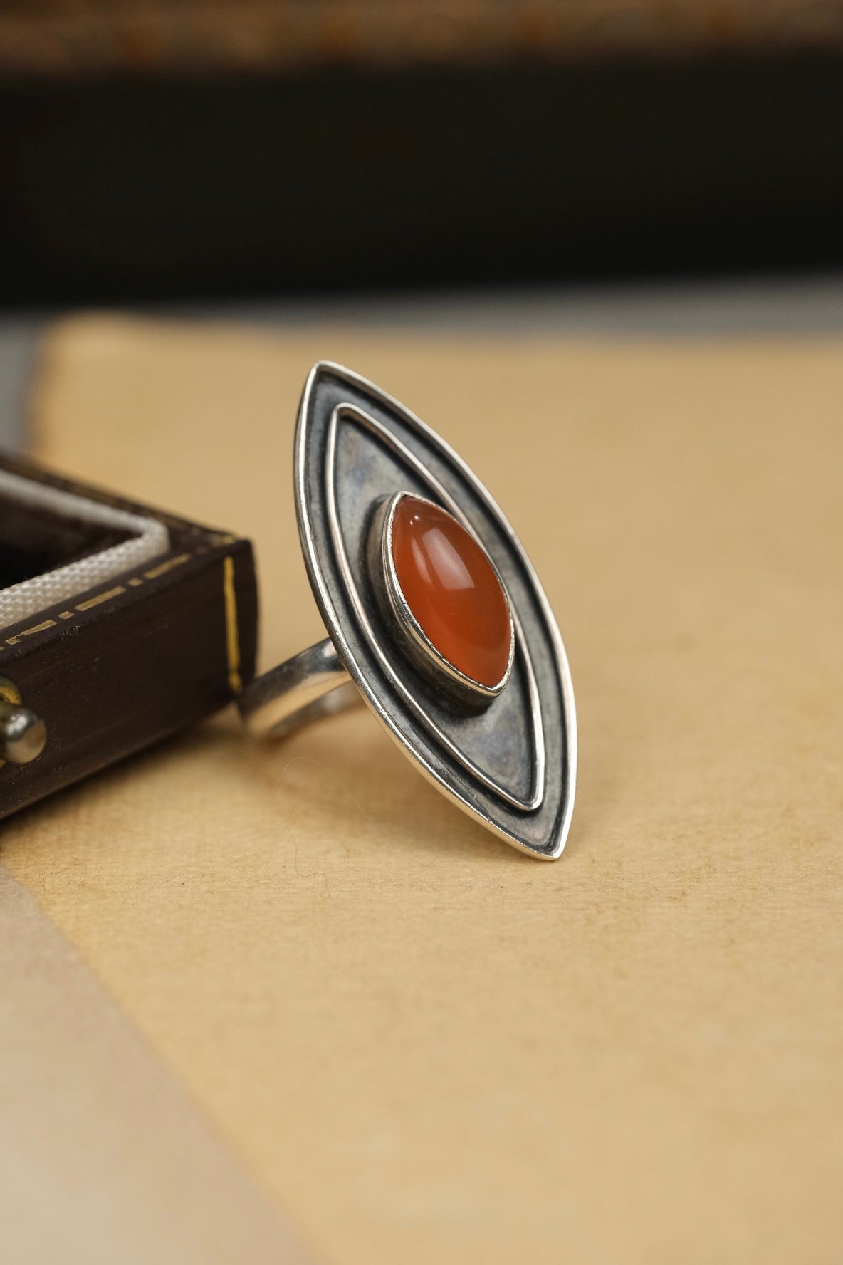 Art Deco carnelian ring, angled detail