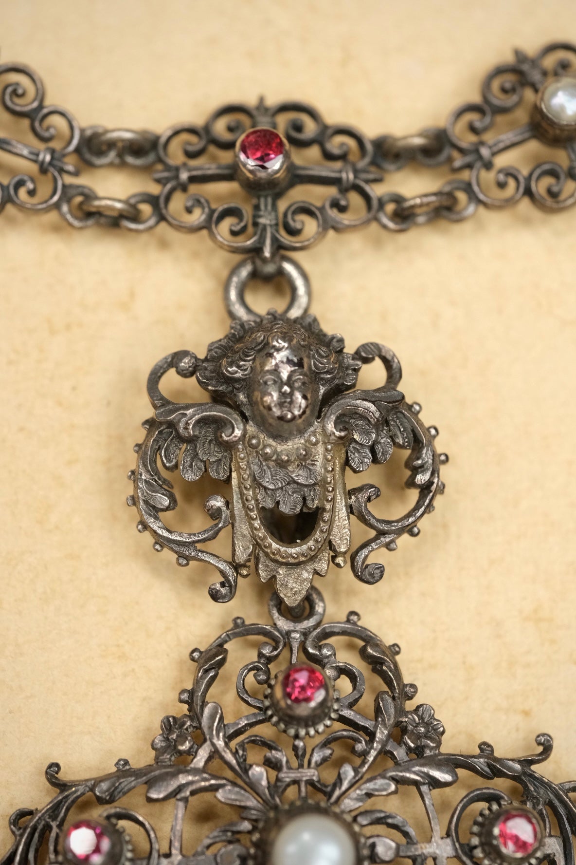 Austria-Hungary Renaissance Revival garnet and pearl necklace view 4