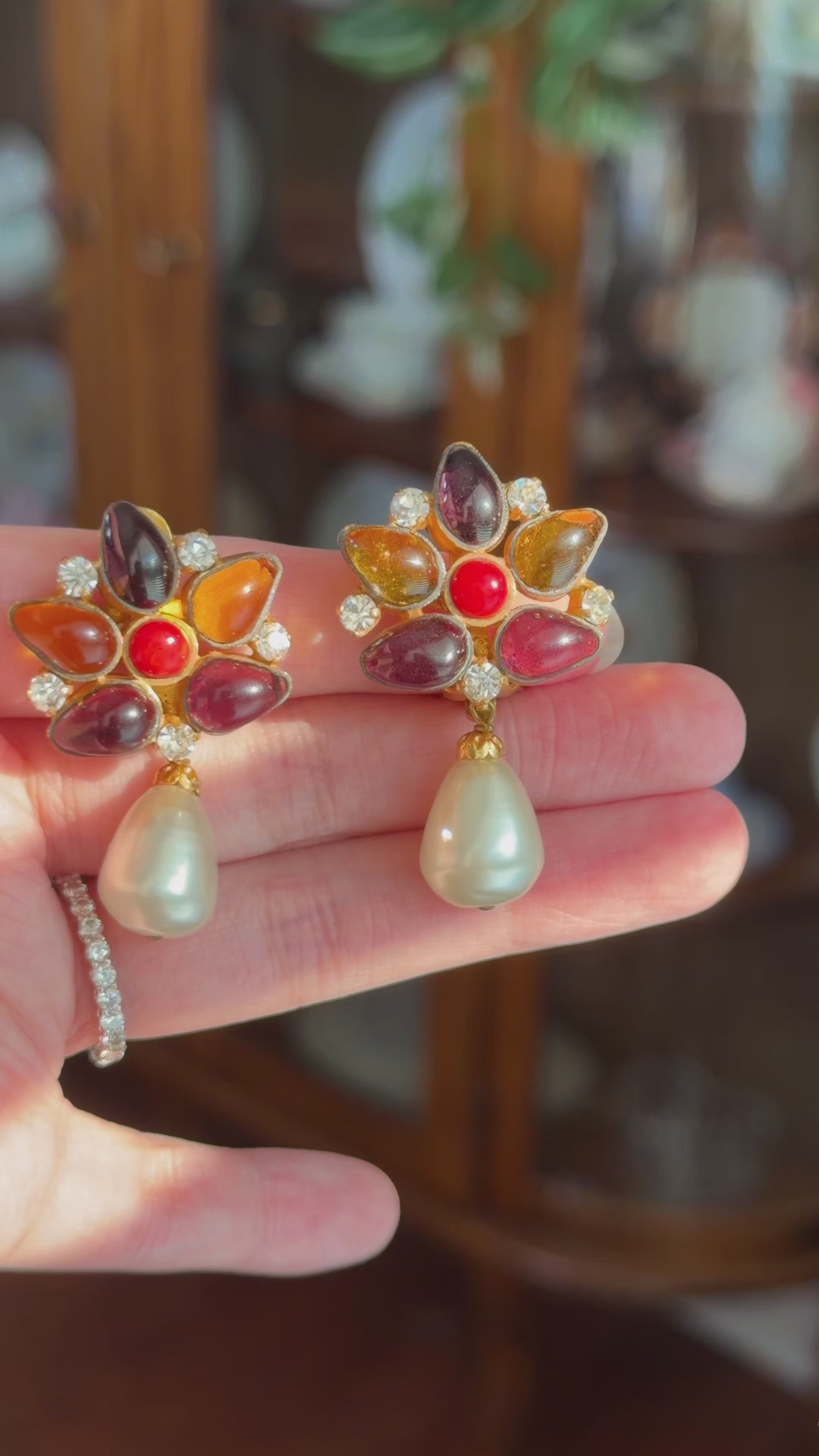 Vintage Chanel 93A Gripoix Glass & Pearl Drop Clip On Earrings