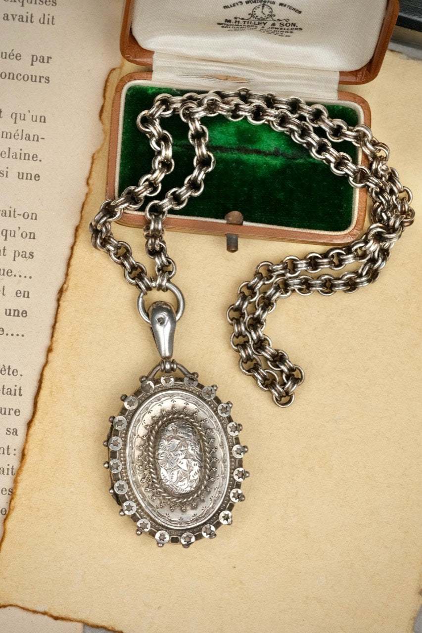 Victorian Sterling Silver locket necklace photo 1