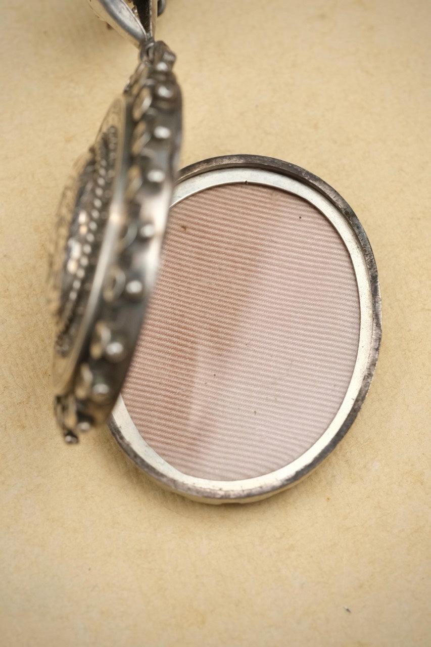 Victorian Sterling Silver locket necklace photo 8